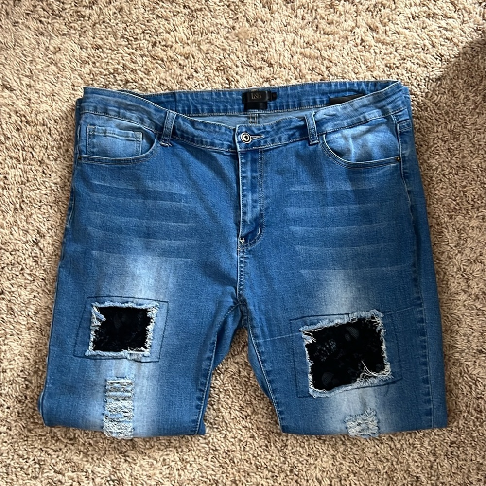 Lucky & Blessed - jeans with black lace